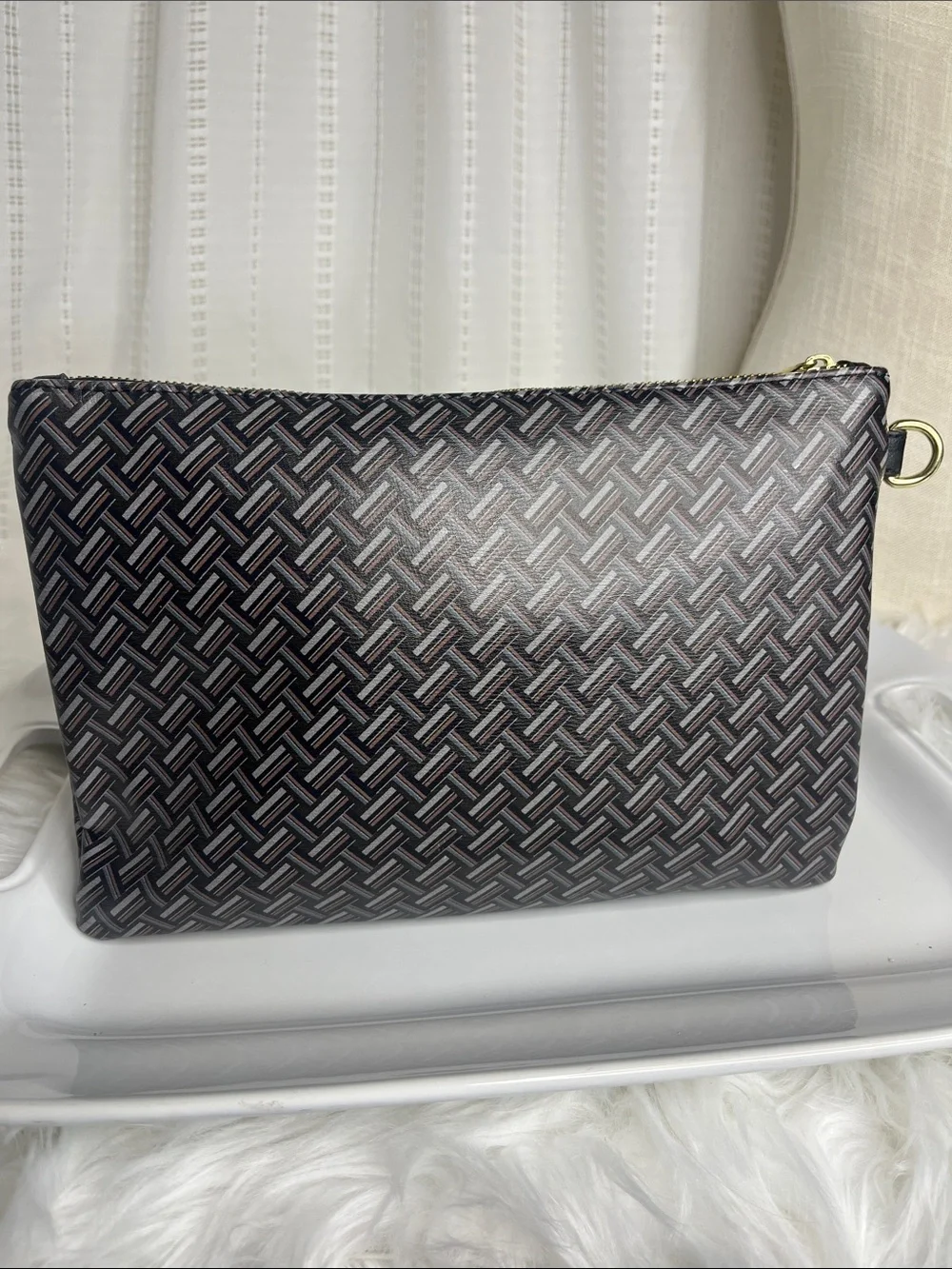 Woven Pattern Zip Pouch Clutch in Black and Brown